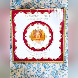 Queen Elizabeth Diamond Jubilee Plate